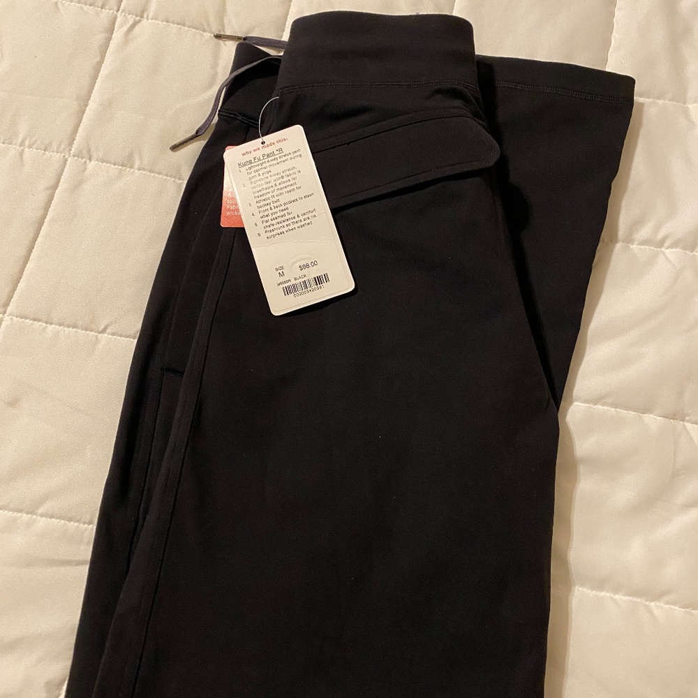 Lululemon Men's Kung Fu Pants - Size Medium